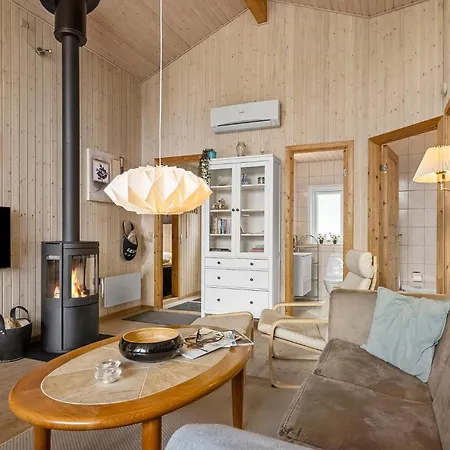 Stunning Home In Haderslev With Sauna بيت للعطل