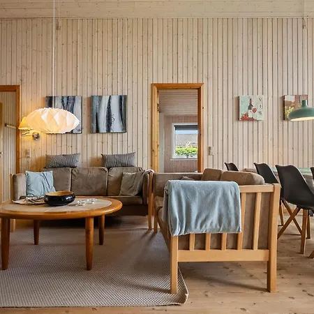 بيت للعطل Stunning Home In Haderslev With Sauna هادرسليف