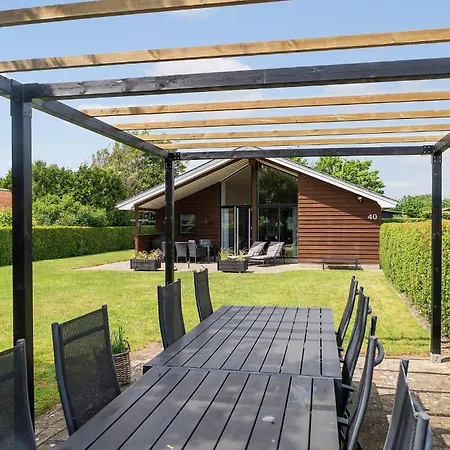 Stunning Home In Haderslev With Sauna بيت للعطل
